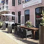 Slothotel Igesz Ξενοδοχείο 4*