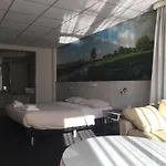 Slothotel Igesz Ξενοδοχείο